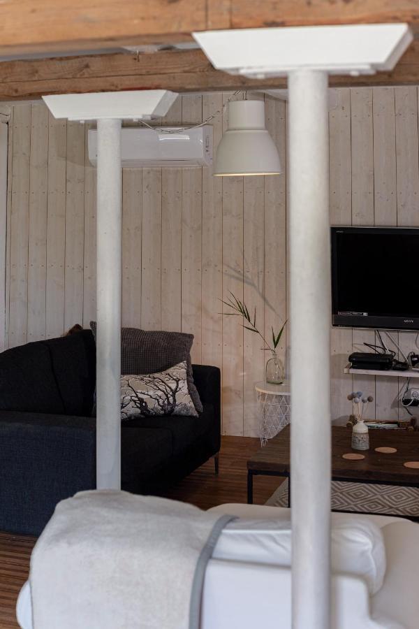 Bed and Breakfast Red Bird Farm Ystad Exterior foto