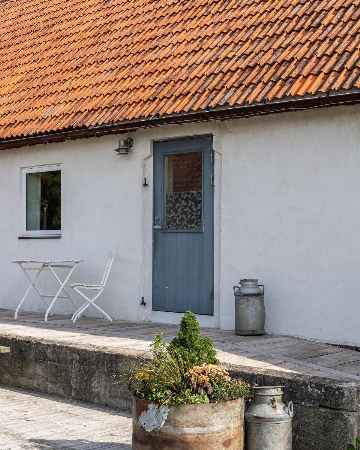 Bed and Breakfast Red Bird Farm Ystad Exterior foto